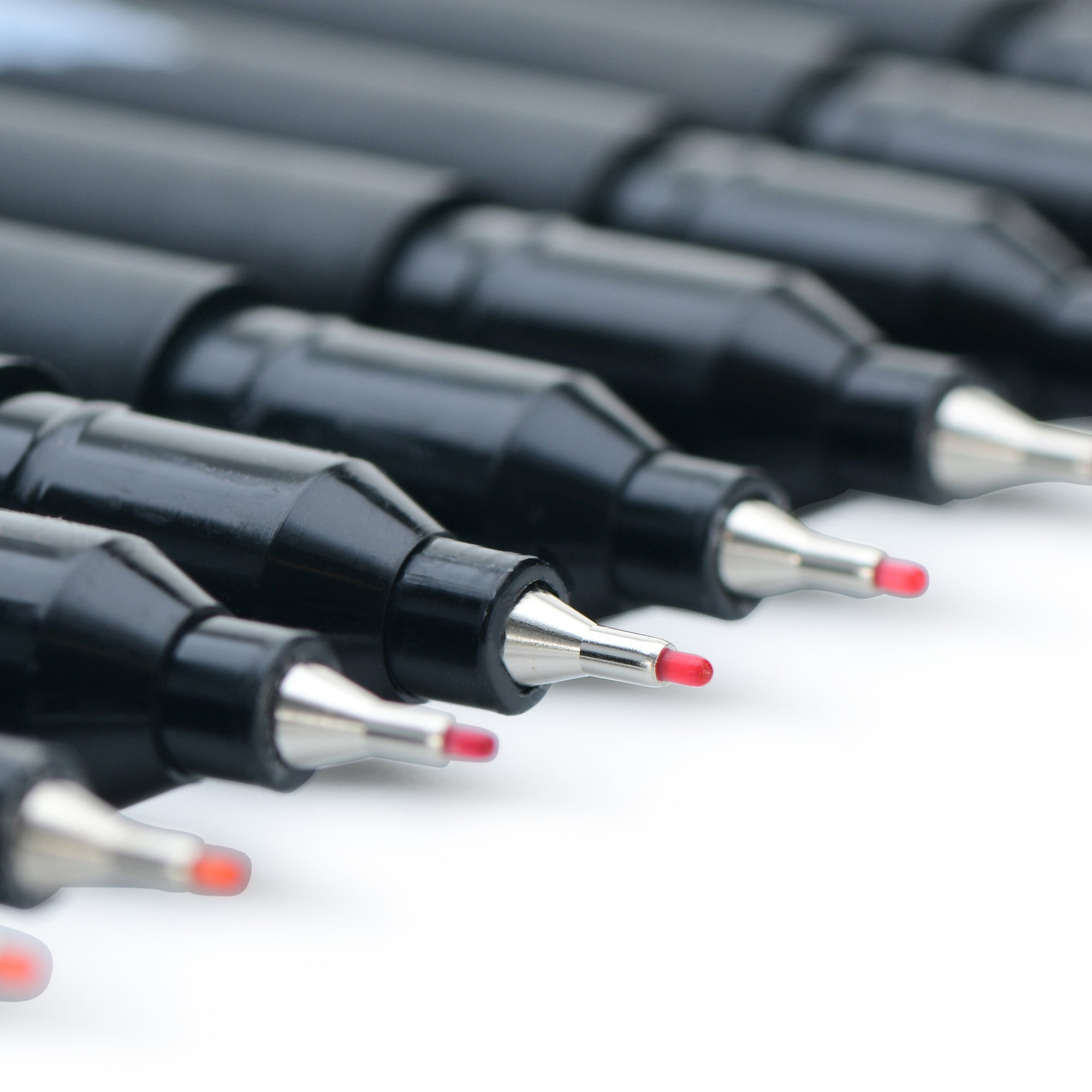 Wexford Brush Pens 7.56 x 9.25 x1.18in